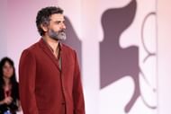 Oscar Issac at In the Hand of Dante Red Carpet (Image Via Getty)